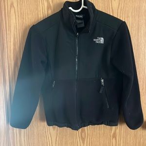 The North Face boys youth small size 7/8 black/gray fleece Reversible jacket